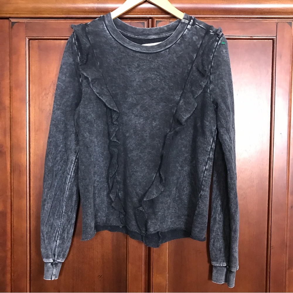 Crescent Drive Gray Ruffle Sweatshirt Size Small